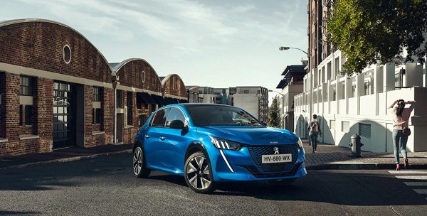 PEUGEOT e-208  yeni 2023 il
